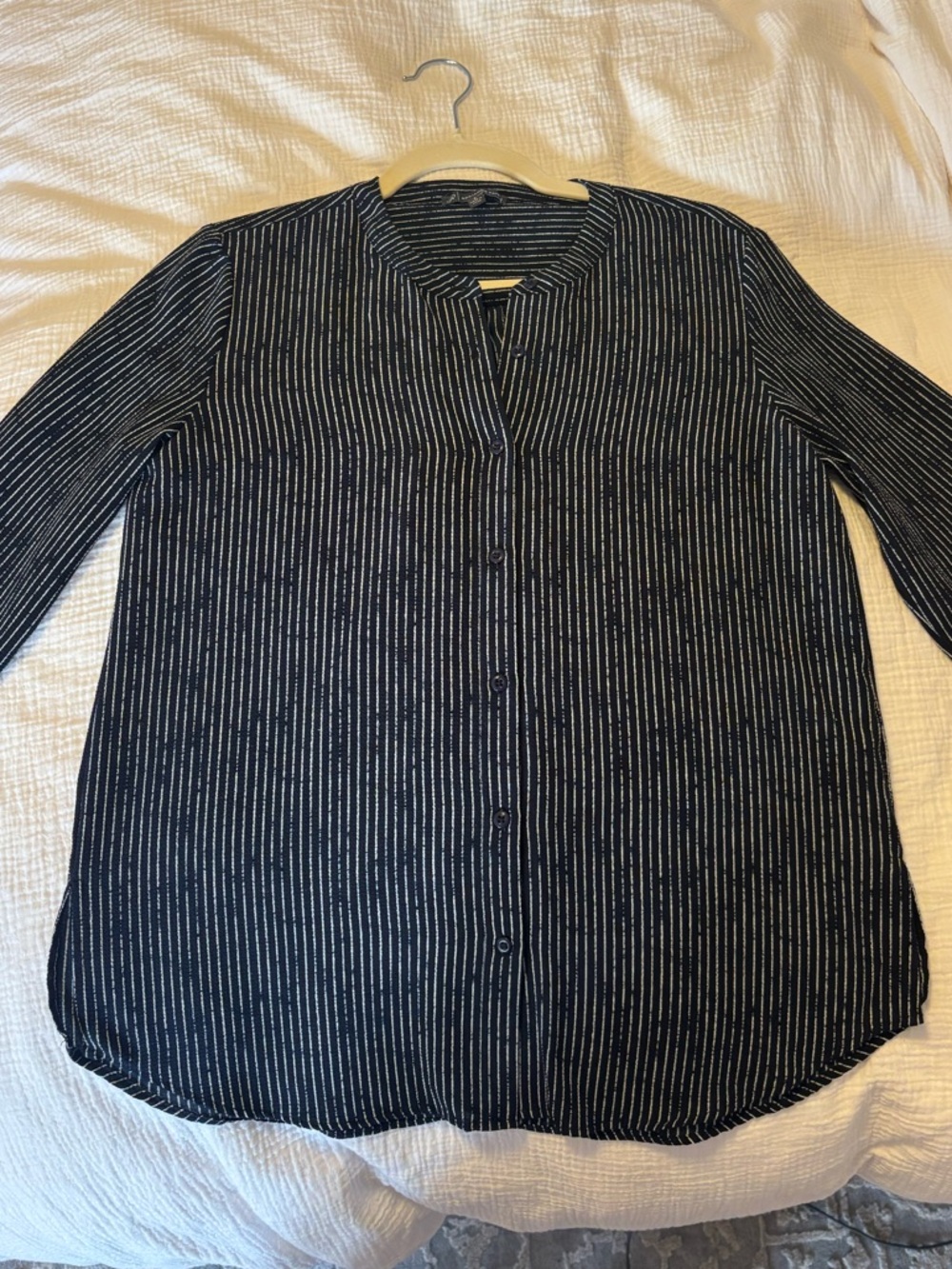 Adrianna Papell Navy Blue Stripe Long Sleeve V Neck Blouse